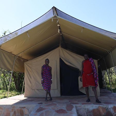 Leruk Maasai Mara Camp Hotell Sekenani Exteriör bild