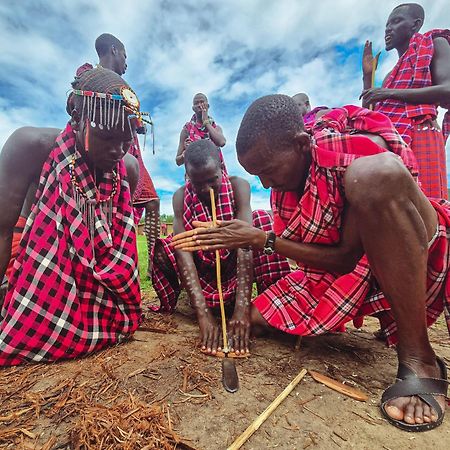 Leruk Maasai Mara Camp Hotell Sekenani Exteriör bild